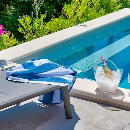 Casa Marta With Pool And Sea View Willa