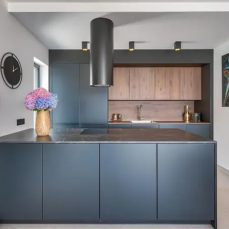 Villa Casa Marta With Pool And Sea View *