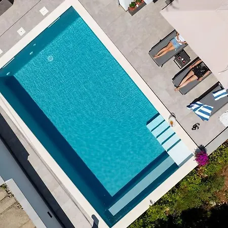 Casa Marta With Pool And Sea View Villa *