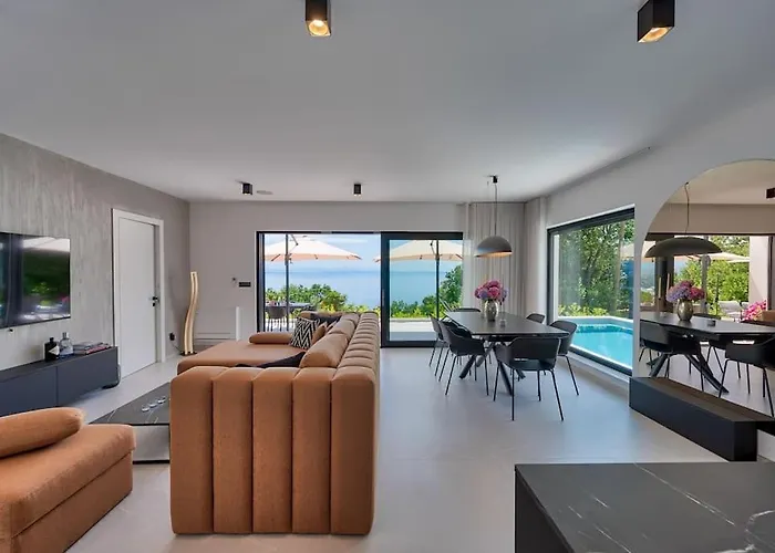 Casa Marta With Pool And Sea View Villa *