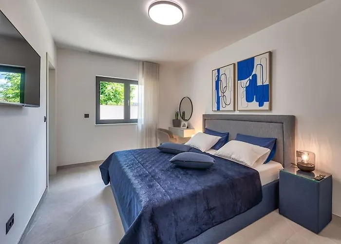 Casa Marta With Pool And Sea View Villa *