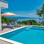 Vila Casa Marta With Pool And Sea View