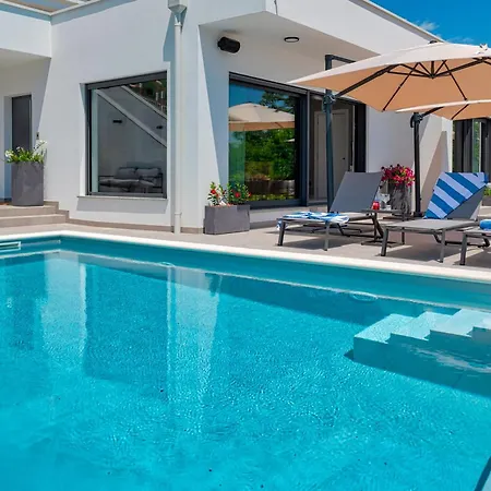 Casa Marta With Pool And Sea View Villa *